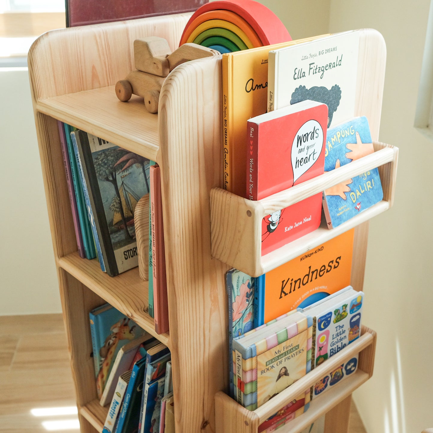 Rotating Bookshelf