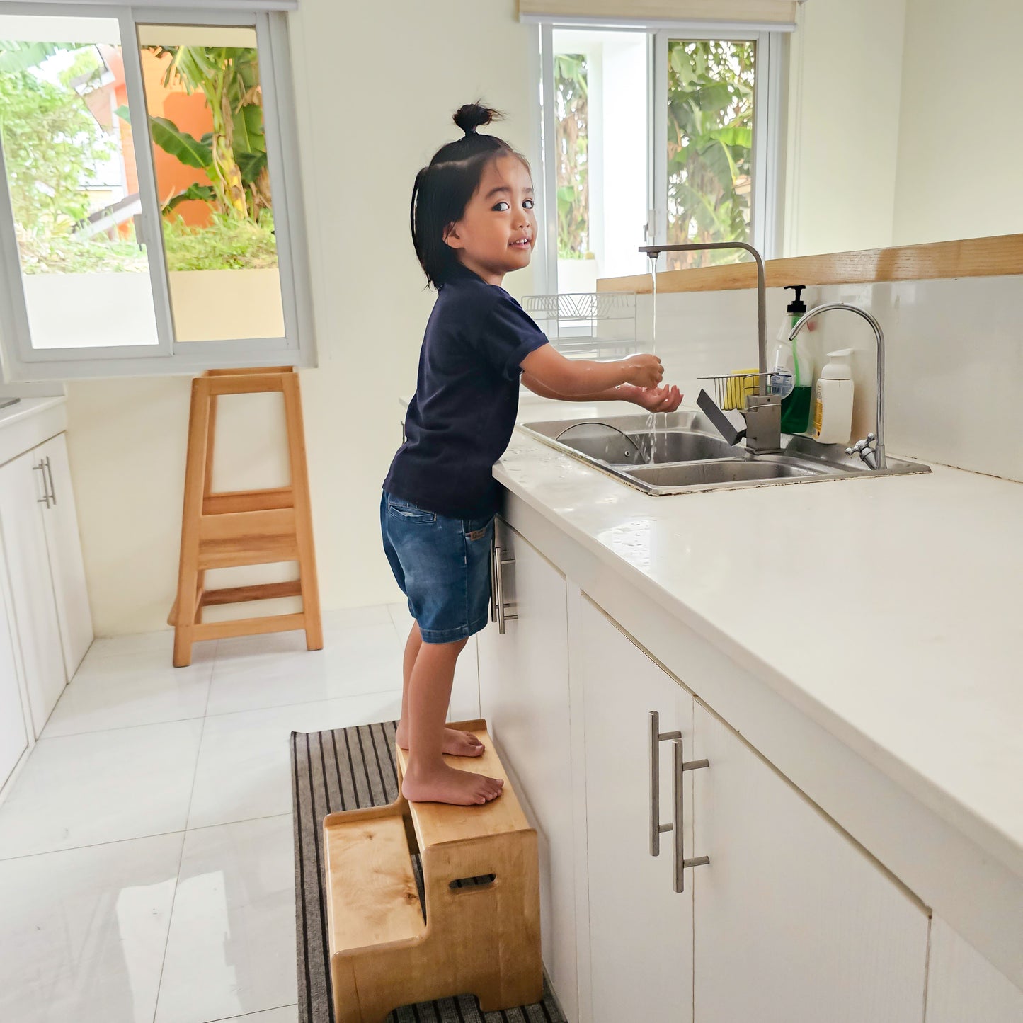 Step stool - Solid wood