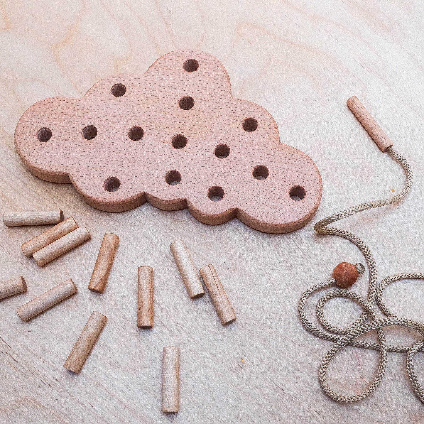 Lacing Toy - Cloud