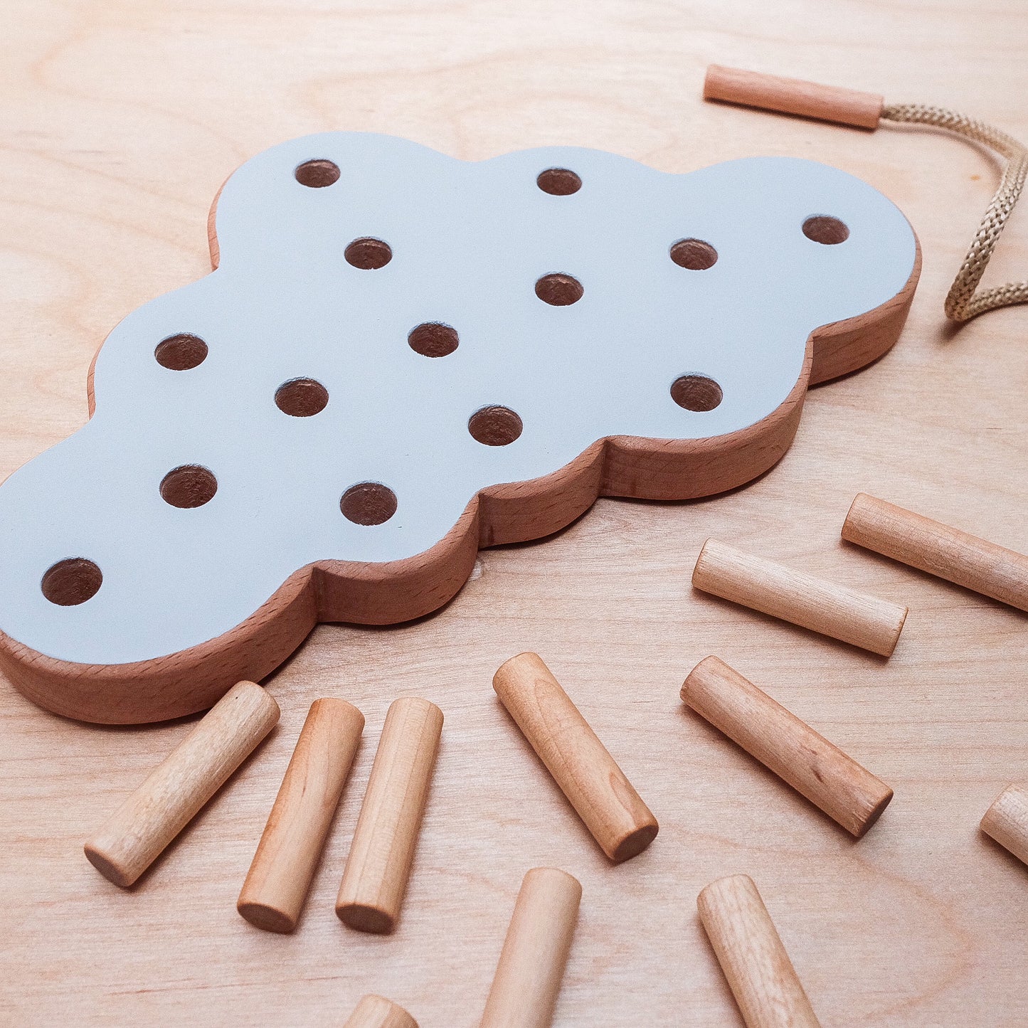 Lacing Toy - Cloud